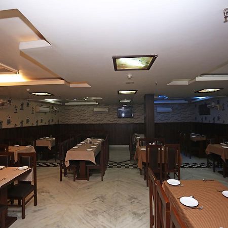 Star Hotel Agra  Extérieur photo