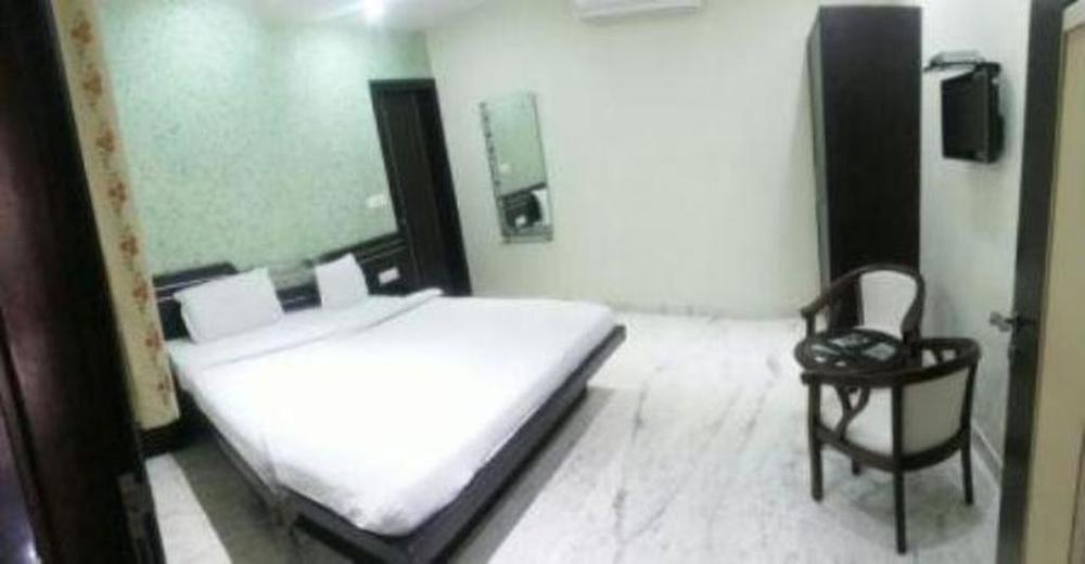 Star Hotel Agra  Extérieur photo