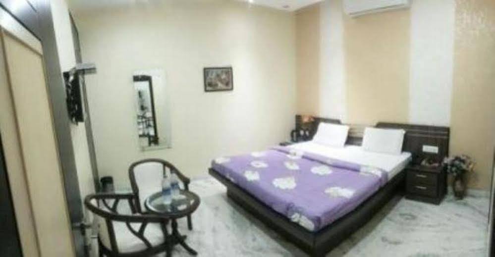 Star Hotel Agra  Extérieur photo
