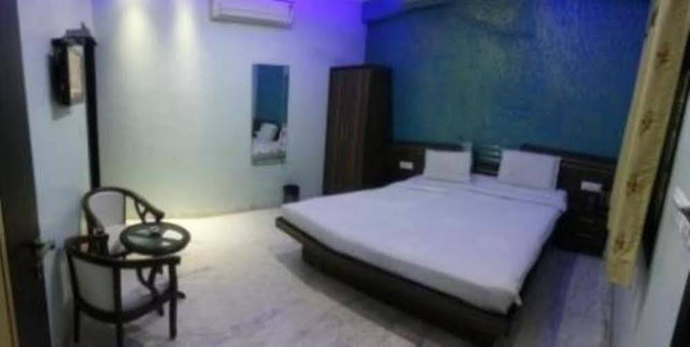 Star Hotel Agra  Extérieur photo