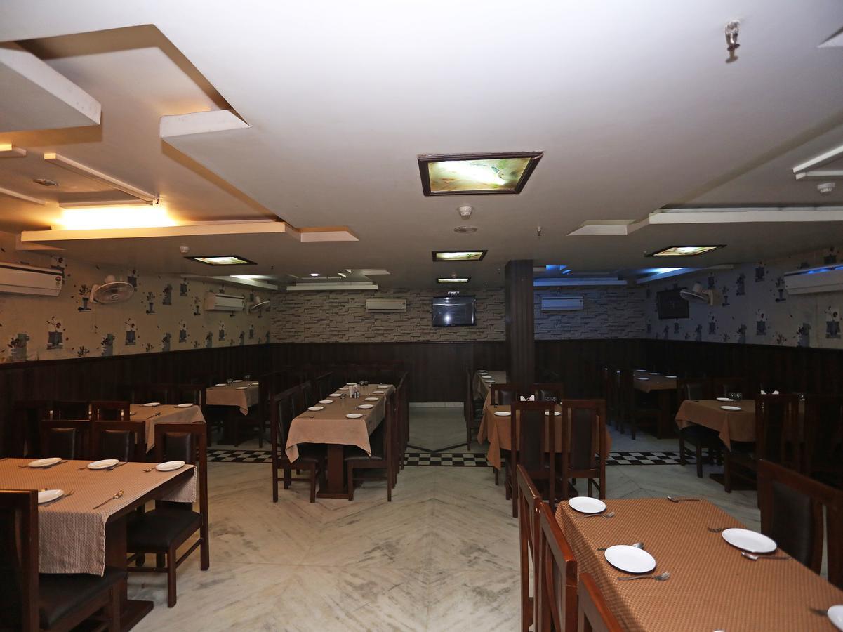 Star Hotel Agra  Extérieur photo