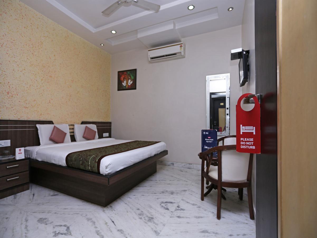 Star Hotel Agra  Extérieur photo