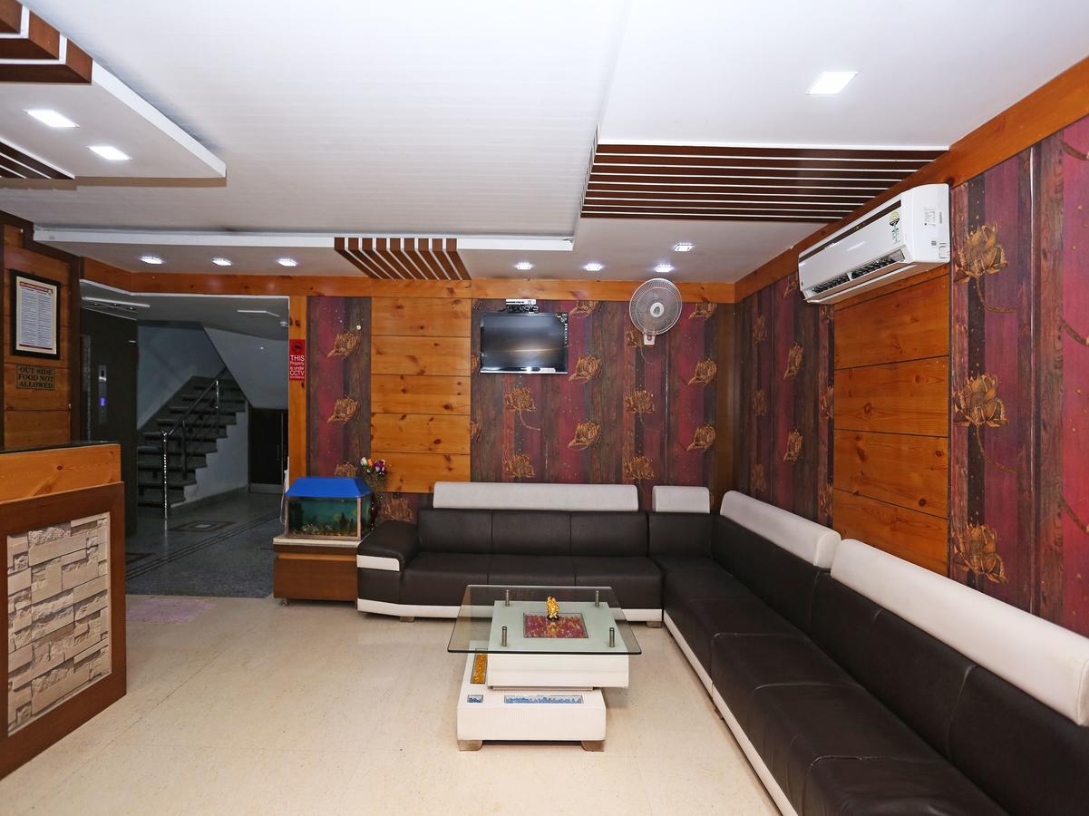 Star Hotel Agra  Extérieur photo