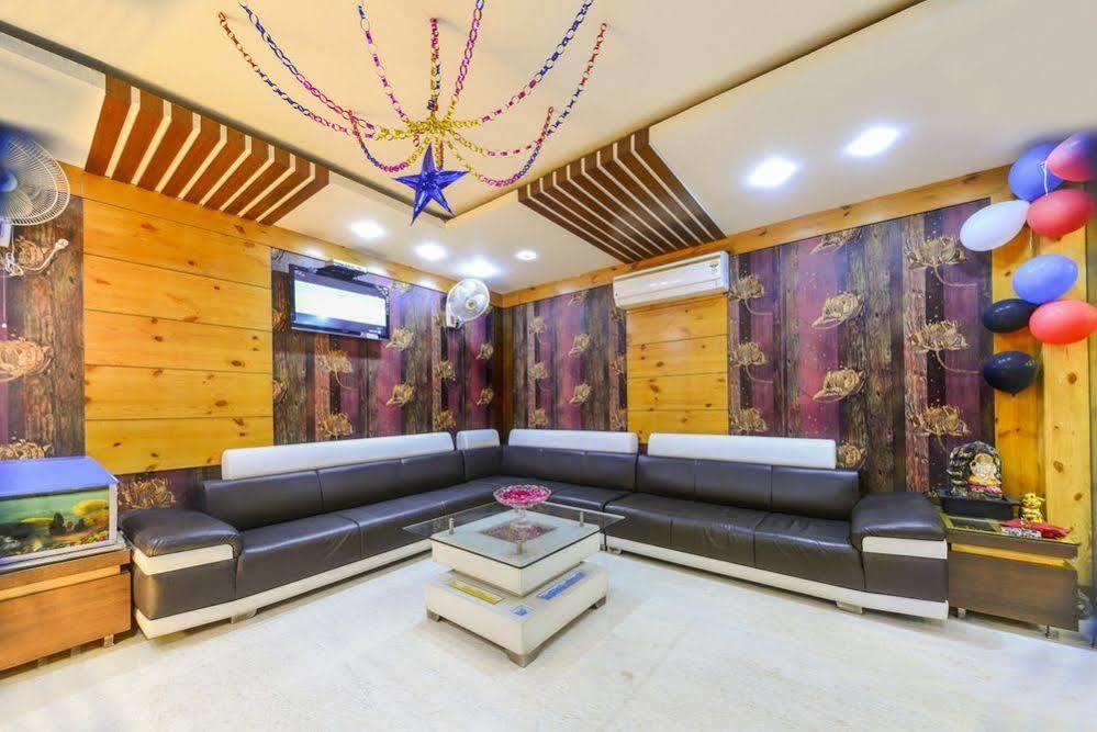Star Hotel Agra  Extérieur photo