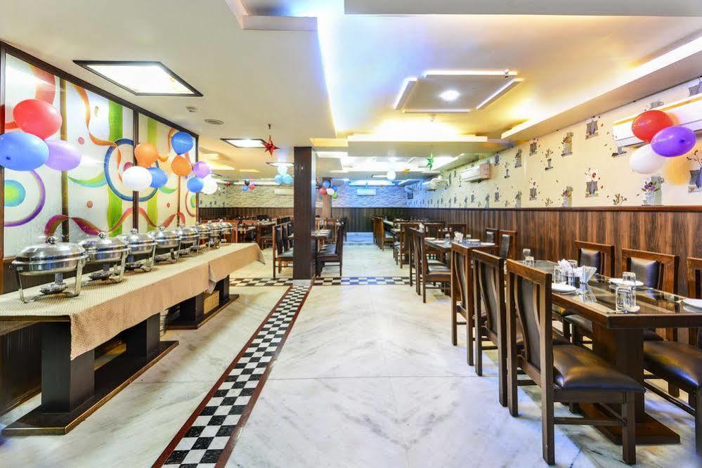Star Hotel Agra  Extérieur photo