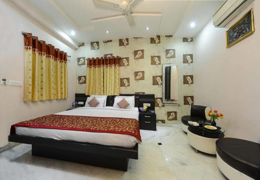 Star Hotel Agra  Extérieur photo