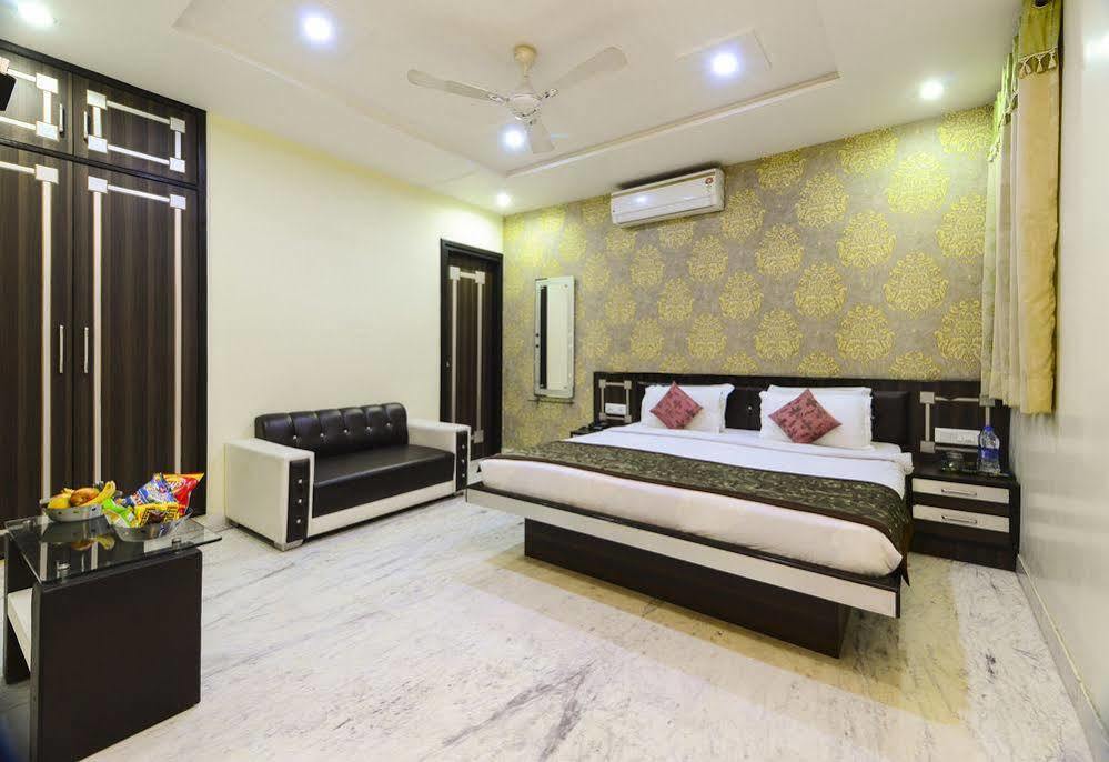 Star Hotel Agra  Extérieur photo