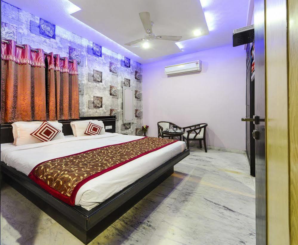 Star Hotel Agra  Extérieur photo