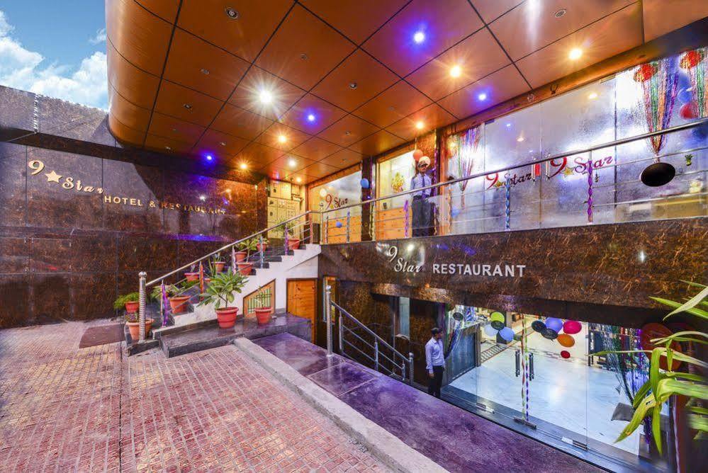 Star Hotel Agra  Extérieur photo